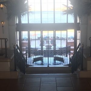 Meet your Posher, Dax